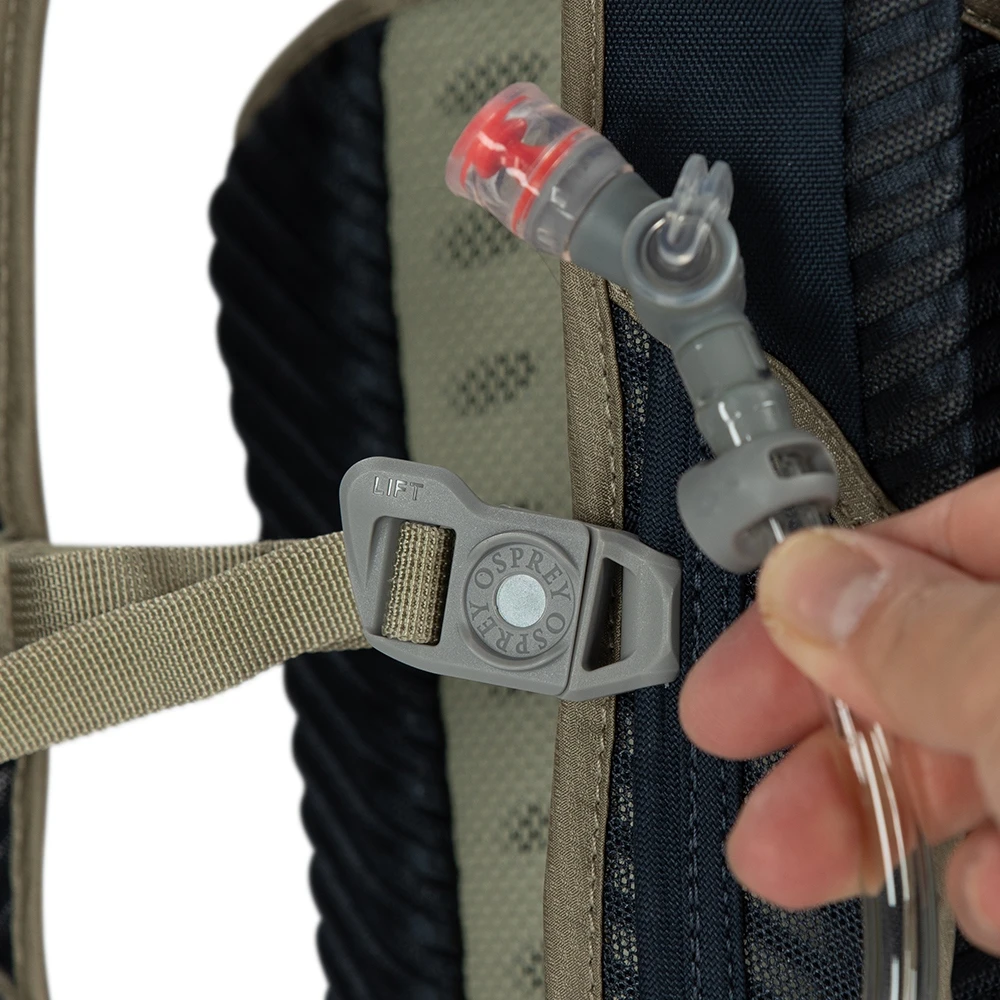 Osprey Kitsuma 1.5 Women's Hydration Backpack - Sawdust Tan 10 Osprey Kitsuma 1.5 Women's Hydration Backpack - Sawdust Tan - Image 8