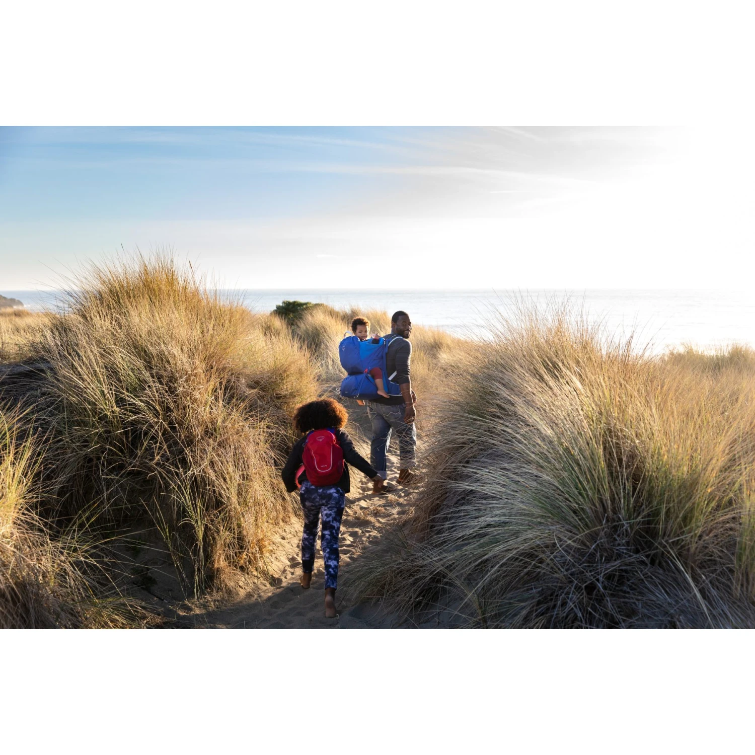 Osprey Poco LT Child Carrier - Starry Black 11 Osprey Poco LT Child Carrier - Starry Black - Image 9