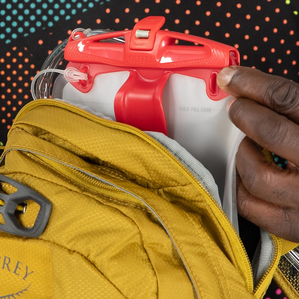 Osprey Syncro 5 Backpack - Coal Grey 7 Osprey Syncro 5 Backpack - Coal Grey - Image 5